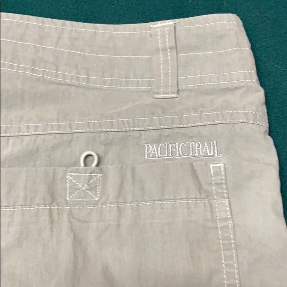 Pacific Trail hiking shorts 38/9 - Picture 3 of 5